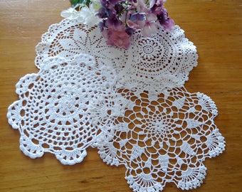 4 Doilies Doily Crocheted Doily White Vintage Doilies G12