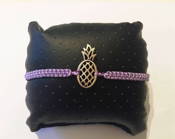 Woven macrame bracelet