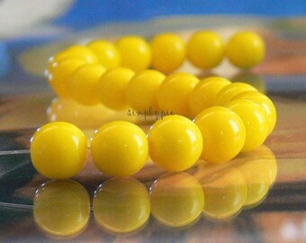 Opaque Yellow Czech Glass Beads 8mm Round 20