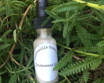Iridescent Glow Liquid Highlighter