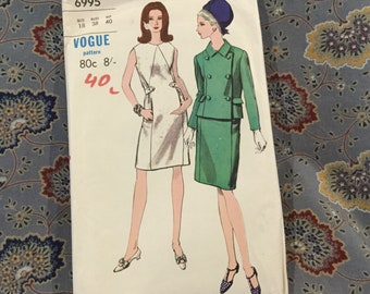 Vogue vintage dress and jacket pattern 70s, size 18, bust 38”, hips 40”,