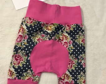 Floral shortie