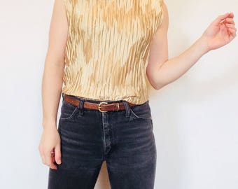 90s gold top gold tank top vintage gold shirt gold minimalist shirt metallic top metallic gold tank top gold 90s top gold shirt metallic top