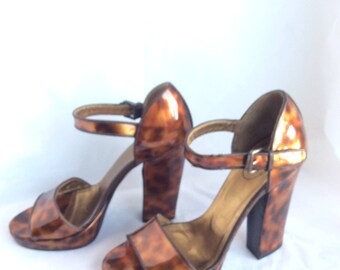 Prada platform shoes chunky heel caramel tones retro size 7.5