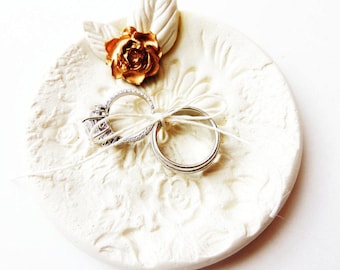 WEDDING RING PILLOW Ring Bearer Bowl Dish Pillow Alternative Wedding Ring Holder Ring Plate Spring Floral White Gold Unique Custom Lace