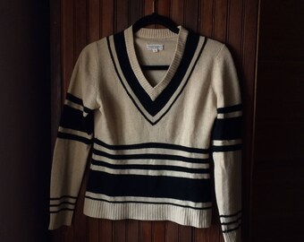 1960s Cashmere V-Neck Sweater Black and White Wool Medium Long Sleeve Made in Hong Kong V Neck