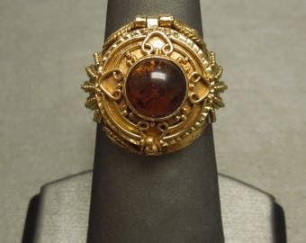 Vintage Estate C1970 Ancient Roman Style 925 Gold Vermeil Natural Amber Locket Poison Ring Sz 7.75