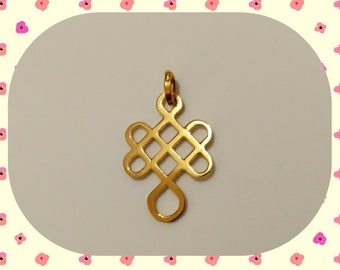 I said of endless knot or infinite knot of gold plate