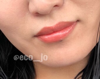 Vegan Tinted Lip Balm in Apricute