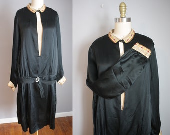 Reserved 1920s Greek Key Silk Dress // Drop Waist and Felt Beads // Medium to Large