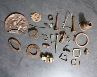 Vintage Scrap Destash for Assemblage, Found Items, Rusty Metal, Brass, Iron, Steampunk Supply, Jewelry Supply, Sculpture Supply 900 Grams