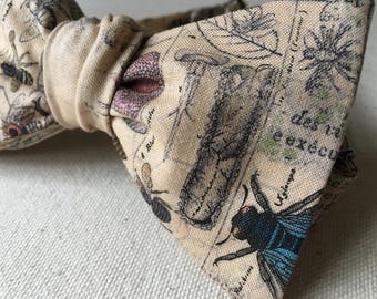 Entomology Tie/ insect Bow Tie/ Bug Tie/ science Bow Tie/ Black Dog Bow Tie/ Entomology/ Graduation Tie/ Professor Tie/