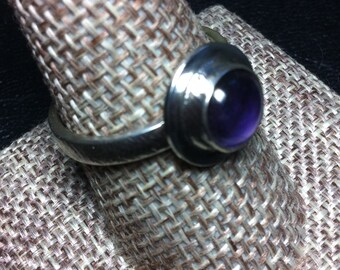 Amethyst ring, Size 9 US, Sterling Silver ring, Artisan ring