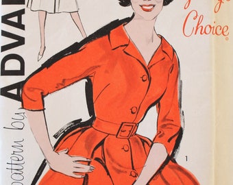 Vintage Sewing Pattern - Uncut 1950s Dress Pattern - Advance 9764