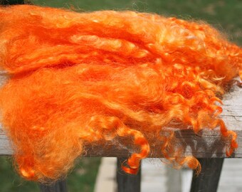 4 OZ Lincoln Wool Locks - Hand Dyed Cantelope Color