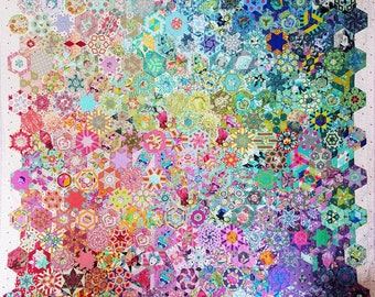 Tula Pink Glorious Hexagons Quilt - English Paper Pieced Quilt - The New Hexagon