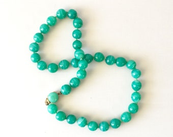 Vintage Ciner Peking Glass Jade-Colored 10 mm Bead Choker Necklace