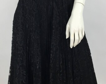 Vintage 80s black lace lined skirt