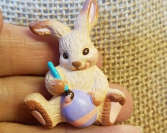 Vintage Hallmark Easter Bunny Pin, Easter Bunny Pin, Hallmark Pin, Hallmark, Easter Bunny