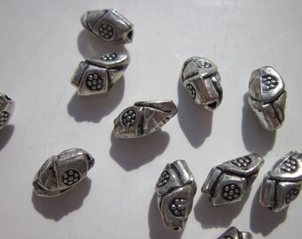5 oval beads patterned oval silver - 10 x 5 mm - (113)-