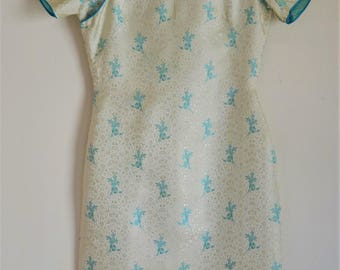 1950s Cheongsam Qipao White & Turquoise Silk Brocade Dress in XXS Petite Bust 30"