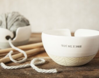 Knitting bowl, yarn bowl. Large ceramic wool bowl with cute quote. Turquoise, yellow knitting bowl. Pottery.