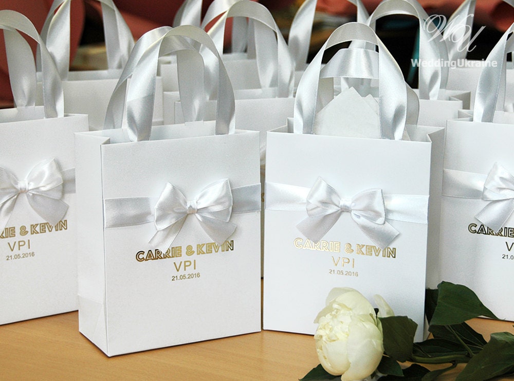 70 Luxury Wedding Gift Bags with satin ribbon bow and Gold