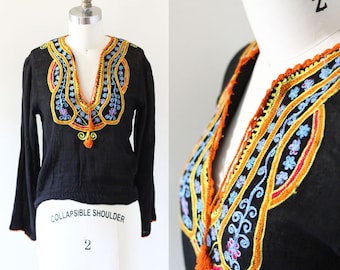 1970s embroidered cotton top // 1970s boho top // 1970s blouse