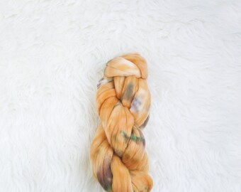 yamcha + puerh - fluff merino roving - 21.5 micron merino wool