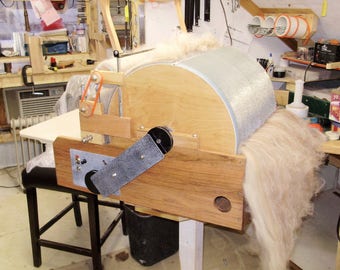 PRO 60 Series Drum Carder", 4 drum, 72/90/120/120tpi, 18"x60 ", 22 oz plus Batts, twin electric motors, varible speed