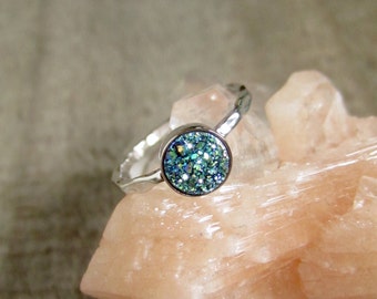 Tiny Blue Green Druzy Ring, Drusy Ring, Druzy Quartz Jewelry, Gemstone Ring, Stacking Ring, Sterling Silver Hammered Band