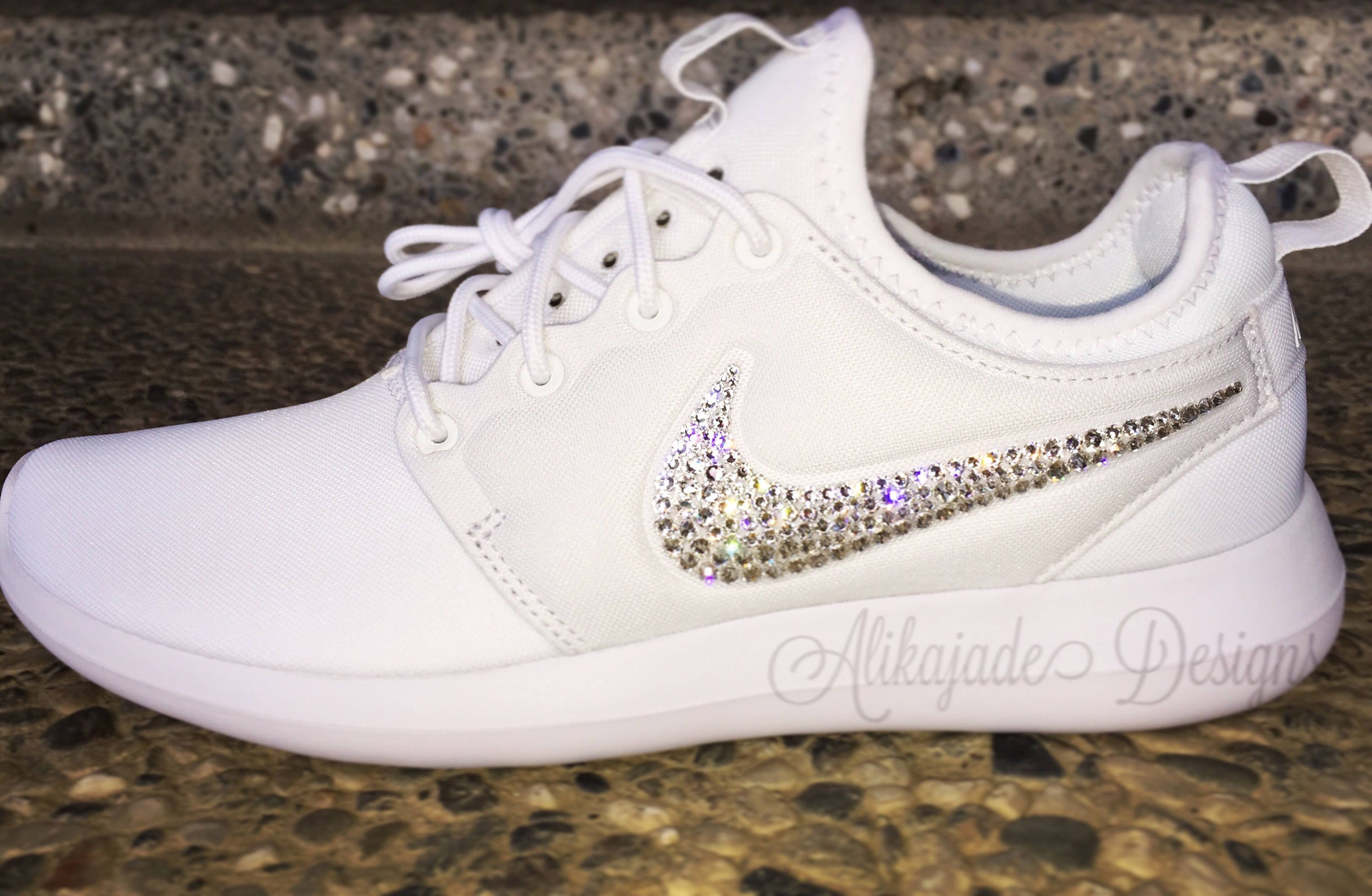 nike roshe with crystals nike roshe with crystals