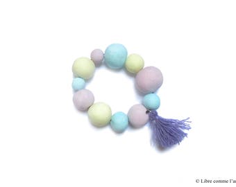 GEOMETRIC SCANDINAVIAN / / Scandinavian round pastels and tassel beaded Bracelet