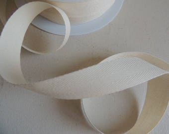 Twill tape flat Ecru width 20 mm