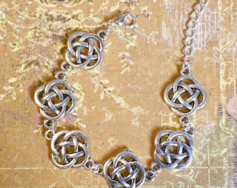 Celtic myths Brecheliant bracelet