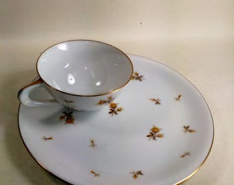 Vintage Set Of 4 Snack Plates And 4 Oz. Cups By Sango/Yellow Chintz/Fine China/ Excellent Condition