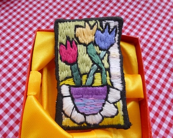 Tulip Brooch Hand Embroidered (355b)