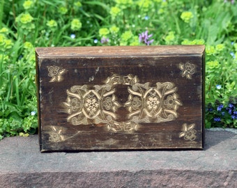 Wooden pyrography box, Vintage wooden box, Antique pyrography box, Jewelry box, Storage box, Memory box, Vintage keepsake box, Unique gift