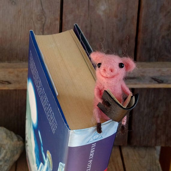 Merry Sweet Pig Bookmark Piglet Bookmark Sweet Pig Gift Book Gift Felt