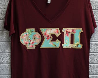 Phi Sigma Pi Maroon Bella Flowy V-Neck With Amy Butler Bliss Bouquet on Gold Metallic (254C)