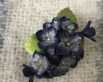 Black violet brooch, mauve violets brooch, violet brooch, polymer clay, free shipping