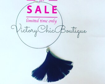 Tassel necklace Black tassel nacklace Boho tassel necklace Tassel jewellery Bohemian necklace Gypsy jewellery Bohemian jewellery Black tasse