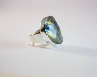 Lovely Faceted Labradorite Ring set in Sterling Silver with Adjustable Band - Labradorite Jewellery - Gemstone Ring