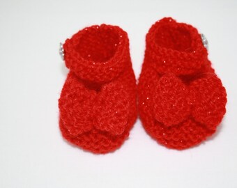 Wizard of Oz inspired // Red Slippers for Baby Girl // Size 0 - 3 Months // Cute Baby Gifts // Baby Girl Clothing // Baby Shower Gifts