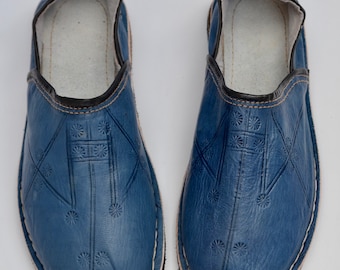 Mens Moroccan Babouche Slippers Shoes, Handmade Leather Shoes, Blue Slippers, Organic Leather Shoes, Mules, Babouche, Mens Womens Slippers.