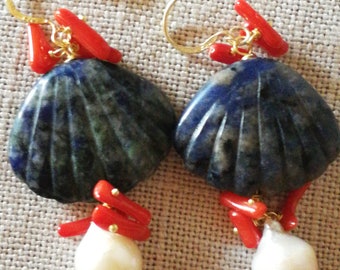 White Baroque pearl earrings and sodalite and coral shells