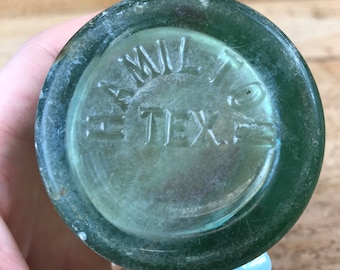 Hamilton Texas TX 1915 Vintage Glass Dr Pepper Soda Bottle Base Embossed bottome part piece