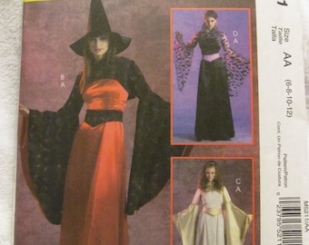 McCall's M5211 UNCUT Pattern / Ladies Fantasy Costumes / Sizes 6, 8, 10 & 12