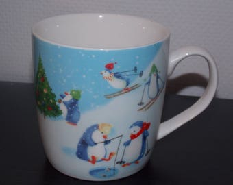 Soft-paste porcelain - Christmas penguin mug
