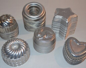 Vintage Jello Molds - SET of 50 - LARGE Mixed Lot - Aluminum Gelatin Molds - 6 Different Styles Star - Donut - Heart - Swirl - Bundt - Bunny
